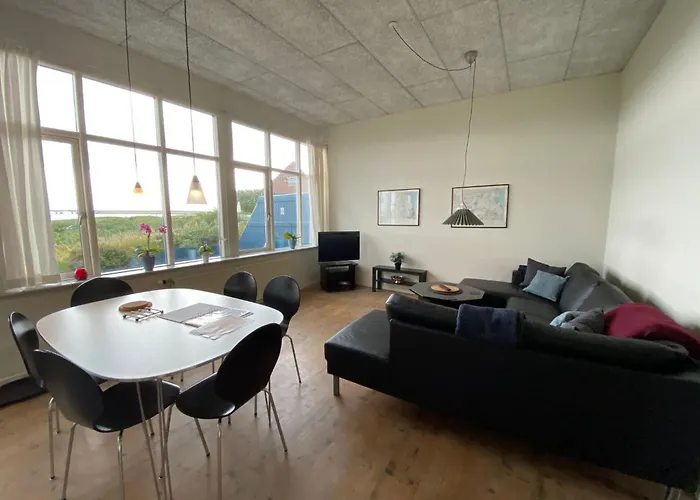 Apartment Skaerven Beachfront D By Interhome