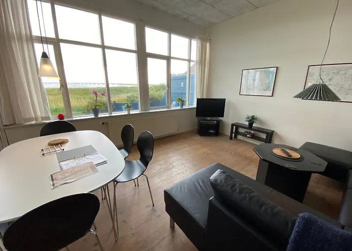 Apartment Skaerven Beachfront D By Interhome